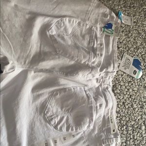 Rue 21+ White Denim jeans